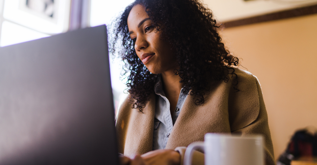 4 HubSpot Alternatives: The Ultimate Features Comparison Guide