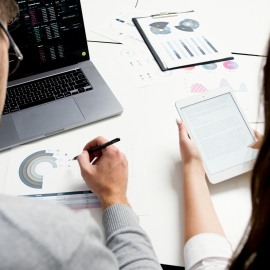 people trying to analyse why their hubspot portal has no ROI